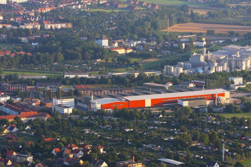 Luftaufnahme des Werks der Silbitz Group in Zeitz
